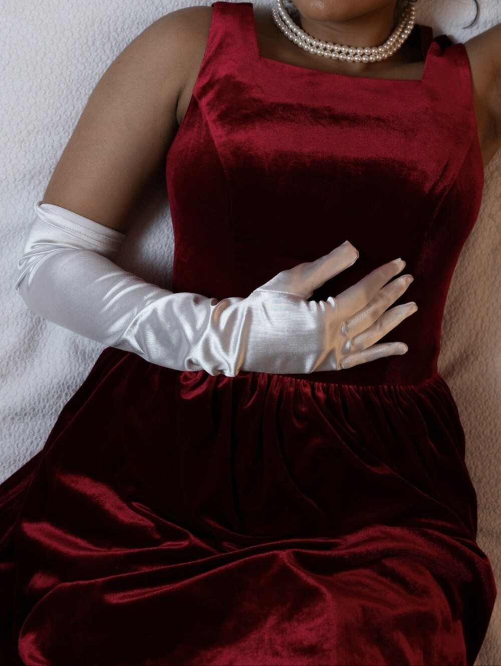 Hearts And Found XS-S Velvet Formal Dress in Cranberry Red With Pockets